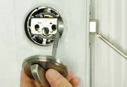 Amber Locksmith Store Gardena, CA 310-955-1729 - Lock-replace